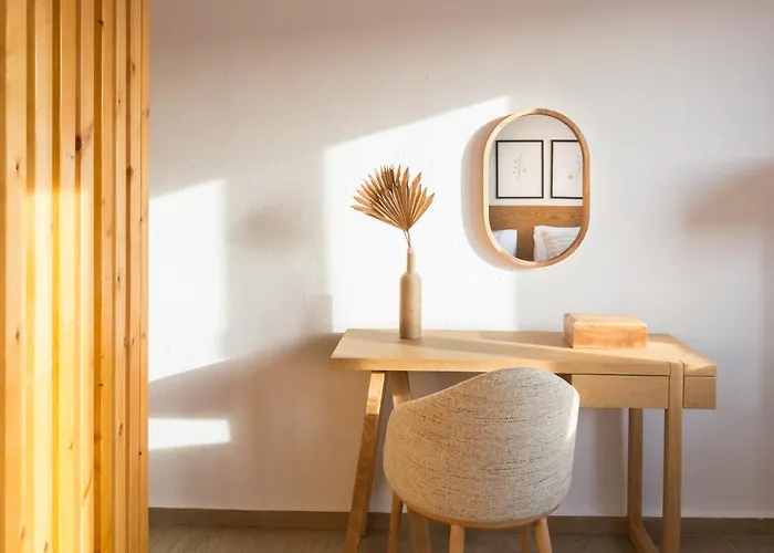 Kotsifi - Cozy 2br With Rooftop Terrace! *