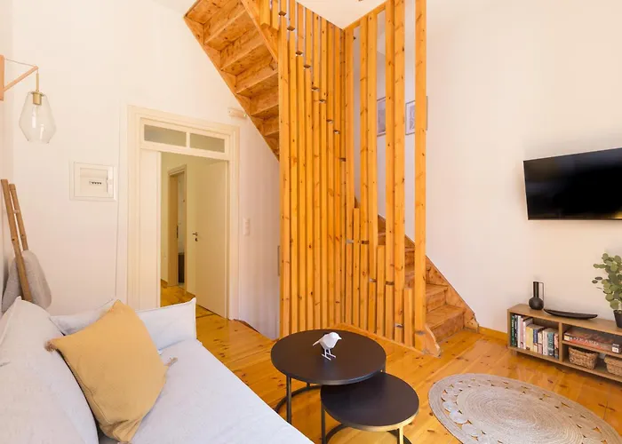 Apartament Kotsifi - Cozy 2br With Rooftop Terrace!