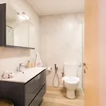 Kotsifi - Cozy 2br With Rooftop Terrace!