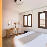 Kotsifi - Cozy 2br With Rooftop Terrace! Lägenhet *