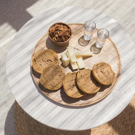 Kotsifi - Cozy 2br With Rooftop Terrace! *