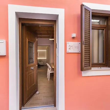 Апартаменти Kotsifi - Cozy 2br With Rooftop Terrace! Ретимно (Крит)